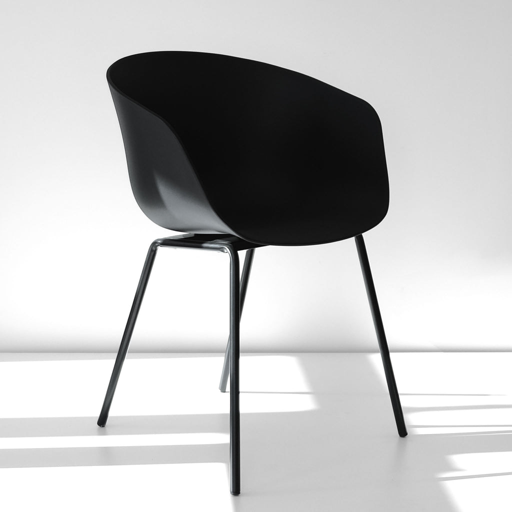 front view black PU  bucket chair 